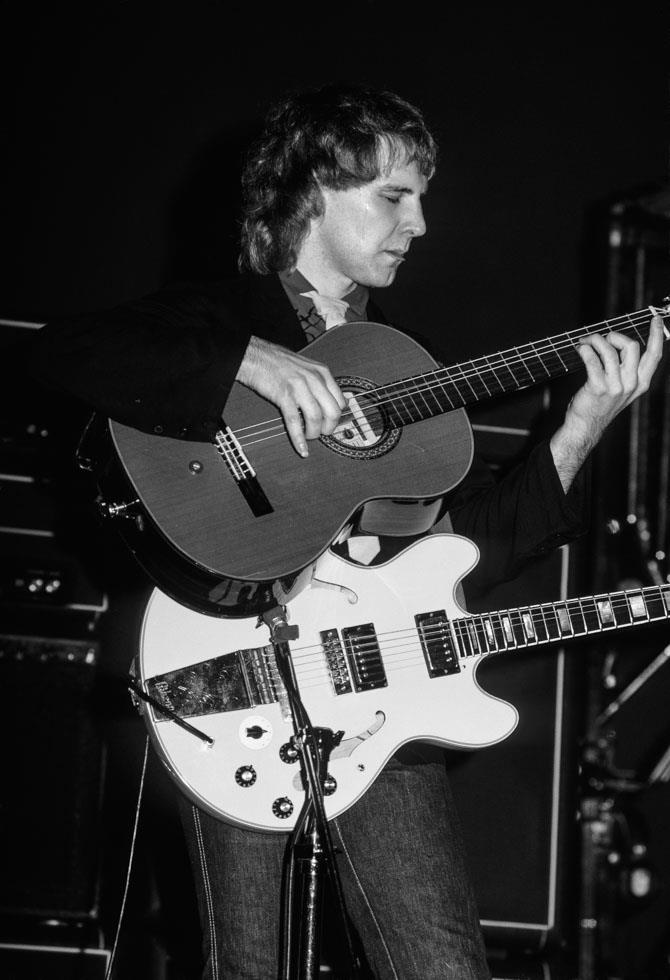 Alex Lifeson, Rush, 1981 - Morrison Hotel Gallery