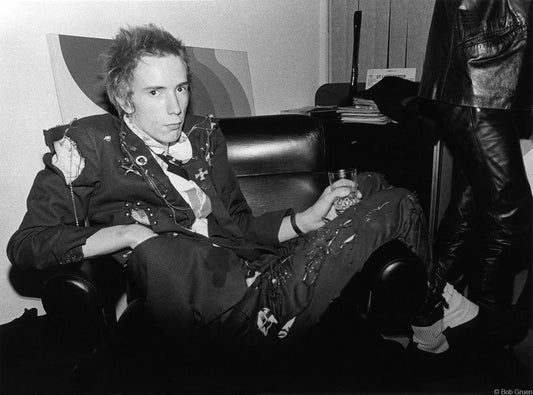 Johnny Rotten, London, England 1976 - Morrison Hotel Gallery