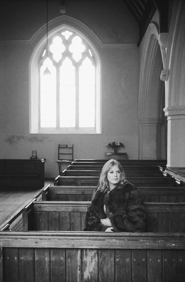 Marianne Faithfull - Morrison Hotel Gallery