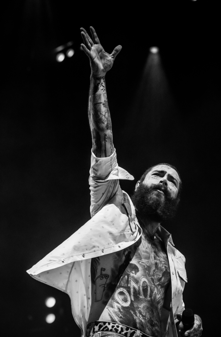 Post Malone, Reaching Out to the Crowd - Morrison Hotel Gallery