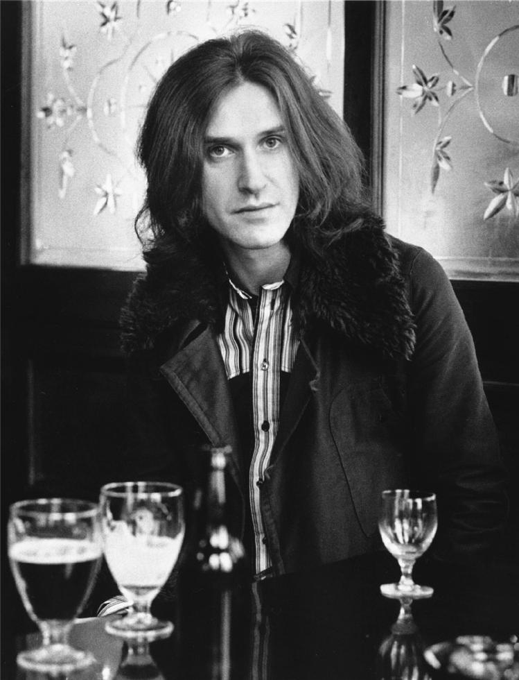 Ray Davies, Muswell Tavern, London, 1972 - Morrison Hotel Gallery