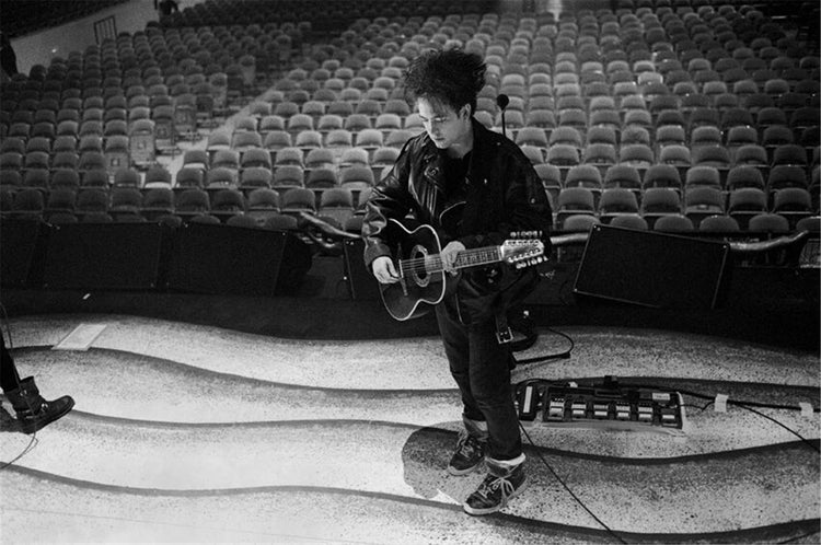 Robert Smith, The Cure, 1992 - Morrison Hotel Gallery